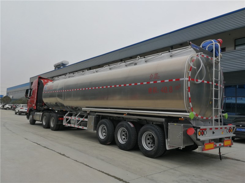 重汽豪沃(40-55L)鋁合金運油半掛車