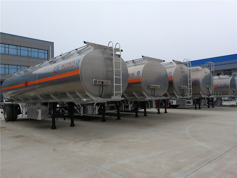 重汽豪沃(40-55L)鋁合金運油半掛車