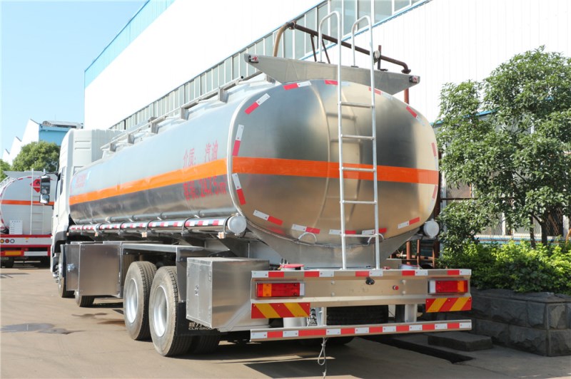 東風天龍(40-55L)鋁合金運油半掛車